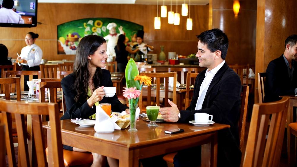Hotel Ciros Pachuca Eksteriør billede