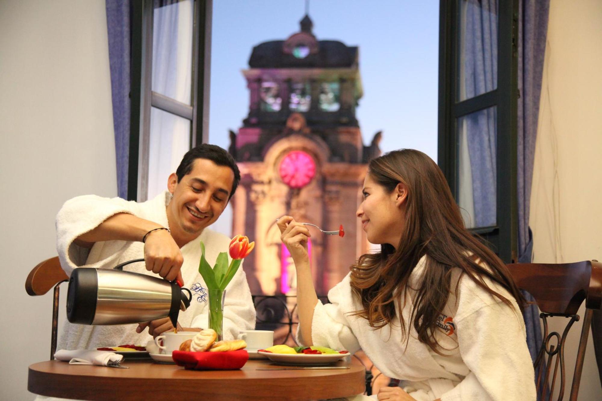 Hotel Ciros Pachuca Eksteriør billede